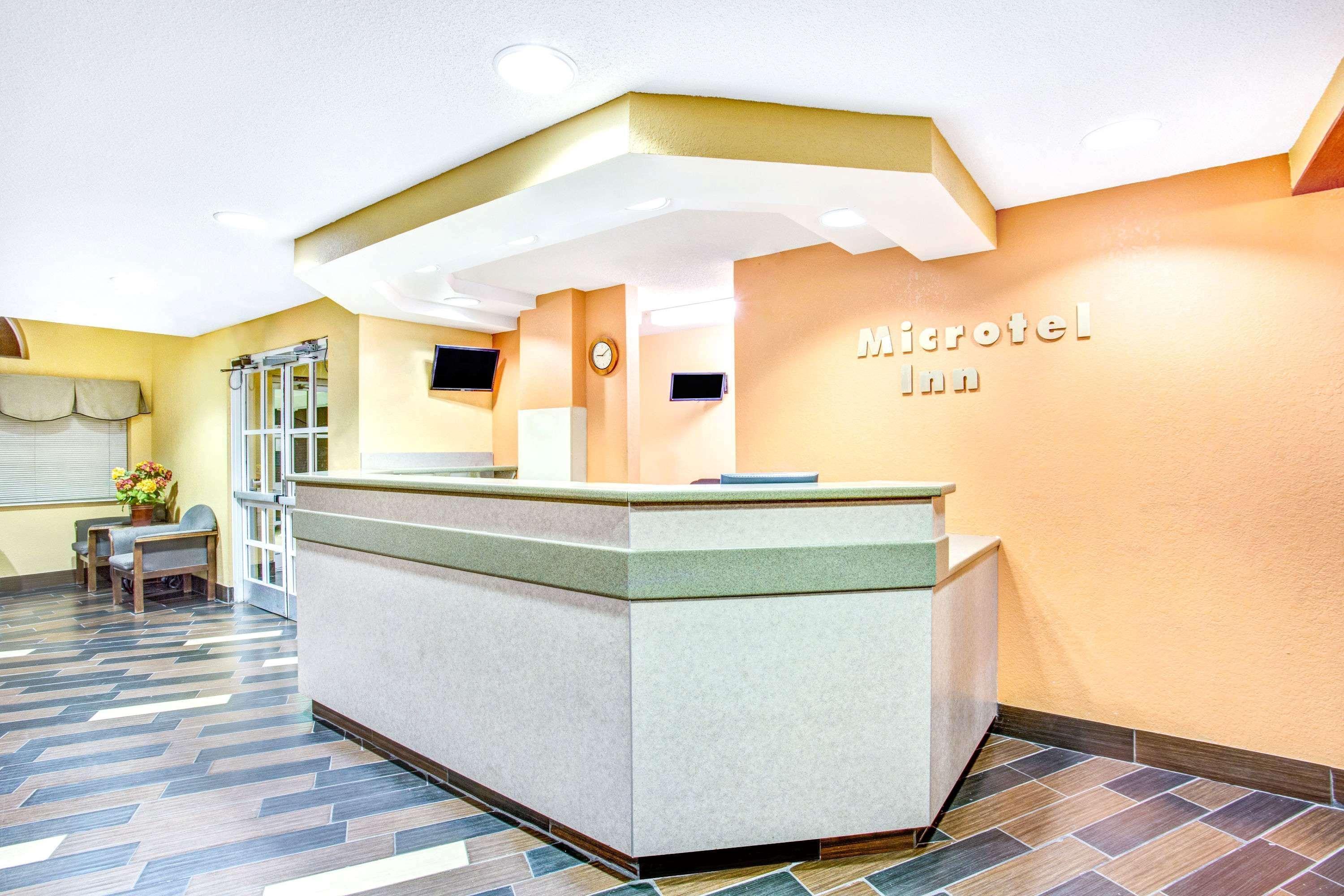 Microtel Inn & Suites Newport News Exterior foto